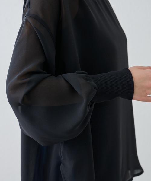 COLONY 2139（コロニートゥーワンスリーナイン）の「【セットアイテム】長袖シアートップス＆キャミソールセット（シャツ/ブラウス・レディース・ブラック/グレー/アイボリー/ブルー/グリーン系その他・FREE）」の9枚目の写真