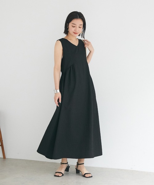 皺加工ギャザーノースリワンピース