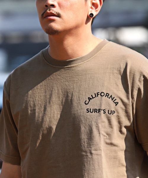 LUXSTYLE(ラグスタイル)の「CaliforniaバックイラストプリントTシャツ(Tシャツ/カットソー・メンズ・ブラック/ホワイト/ベージュ・46/44)」の5枚目の写真