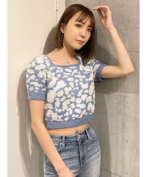 GYDA（ジェイダ）の「レオパードパターン2WAYニットトップス（ニット/セーター・レディース・ライトブルー/オフホワイト・FREE）」の4枚目の写真
