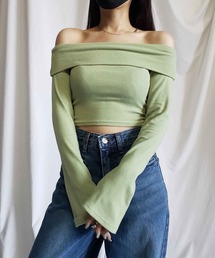 me+em select（ミームセレクト）の「オフショルダーショート Tシャツ【 韓国製 】（Tシャツ/カットソー）」