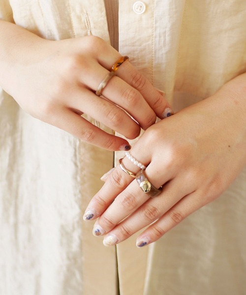 dictionary（ディクショナリー）の「パール & メタル セット リング 【 ammy. / エイミードット 】（リング・レディース・ゴールド/ブラウン/シルバー系1/ゴールド系2/シルバー系2/ゴールド系1/シルバー・FREE）」の2枚目の写真