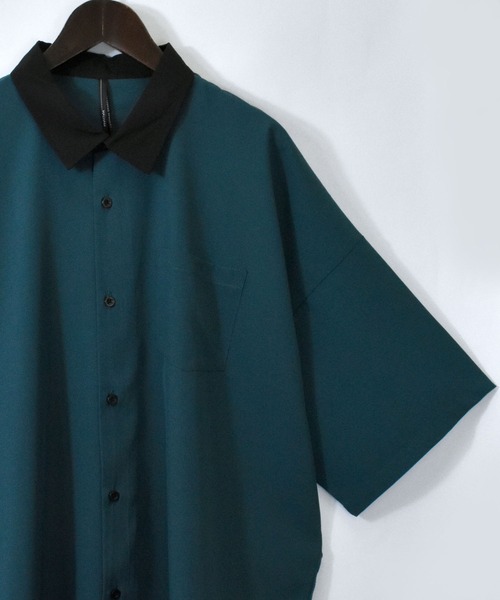 おしゃれスタ(オシャレスタ)の「ポリストレッチ クレリック レギュラーカラー半袖ビッグシャツ【IR】(シャツ/ブラウス・メンズ・ネイビー/サックスブルー/パープル/ブラック/チャコールグレー/ホワイト/グレイッシュベージュ/グリーン・L/XL/M)」の6枚目の写真