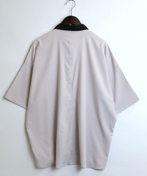 おしゃれスタ(オシャレスタ)の「ポリストレッチ クレリック レギュラーカラー半袖ビッグシャツ【IR】(シャツ/ブラウス・メンズ・ネイビー/サックスブルー/パープル/ブラック/チャコールグレー/ホワイト/グレイッシュベージュ/グリーン・L/XL/M)」の22枚目の写真