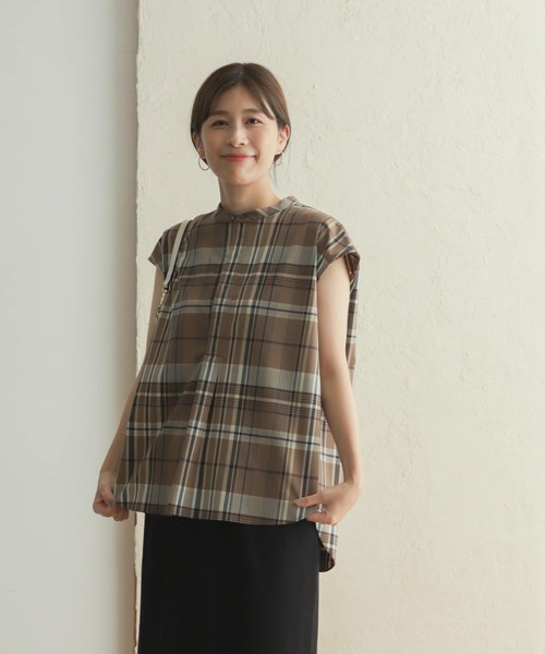 URBAN RESEARCH DOORS(アーバンリサーチドアーズ)の「オータムチェックフレンチスリーブシャツ(シャツ/ブラウス・レディース・ベージュ系その他/パープル系その他・MEDIUM)」の7枚目の写真