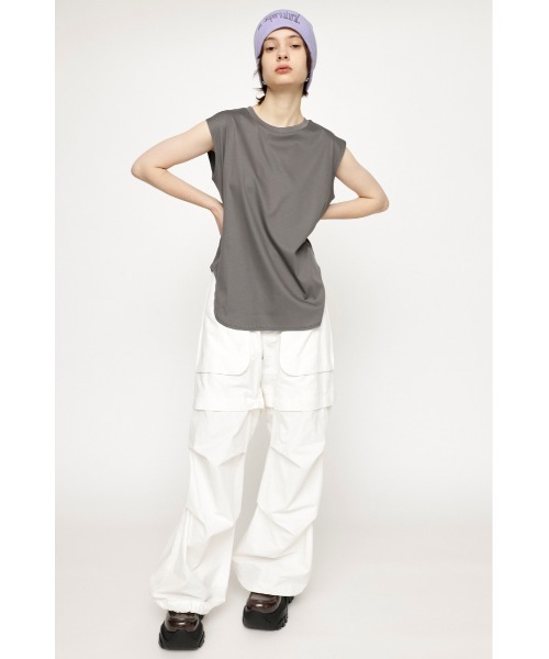 SLY（スライ）の「SILKY TOUCH TANK TOP シルキータッチ タンクトップ 肌触りの良い 無地 シンプル 大人カジュアル（タンクトップ・レディース・ブラック/グレー/オフホワイト/ピンク・FREE）」の16枚目の写真