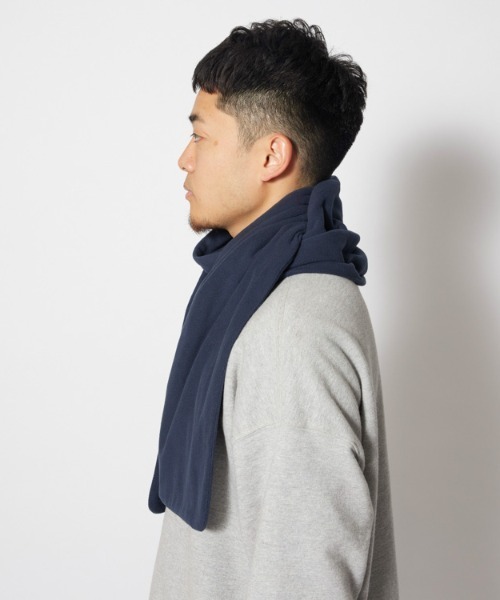 Snow Peak(スノーピーク)の「Micro Fleece Stole(ストール/ショール・メンズ・グレー/ネイビー/ブラック・ONE SIZE)」の8枚目の写真