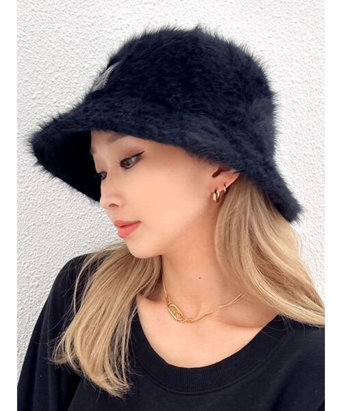 GYDA（ジェイダ）の「フェイクレザーパッチモヘアバケットハット（ハット・レディース・オフホワイト/ブラック・FREE）」の4枚目の写真