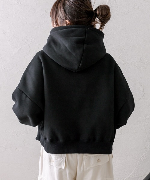 PUAL CE CIN（ピュアルセシン）の「【2023AW・WEB限定カラーあり】裏起毛クロップドパーカー（パーカー・レディース・グレイッシュベージュ/ベージュ/オートミール/オレンジ/ブラック/ブラウン・FREE）」の19枚目の写真