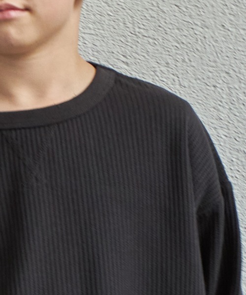PAIRMANON STREET(ペアマノンストリート)の「【PAIRMANON STREET】ビッグシルエット ガゼット ワッフル ロンT(Tシャツ/カットソー・キッズ・イエロー/ライトベージュ/ブラック/ブラック系その他/レッド/カーキ/パープル系その他/ベージュ系その他・100/140/90/130/150/120/110)」の9枚目の写真