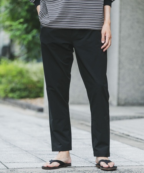 URBAN RESEARCH DOORS(アーバンリサーチドアーズ)の「リラックスイージーパンツ(その他パンツ・メンズ・グリーン系その他/チャコールグレー/ブラック・MEDIUM/LARGE)」の11枚目の写真