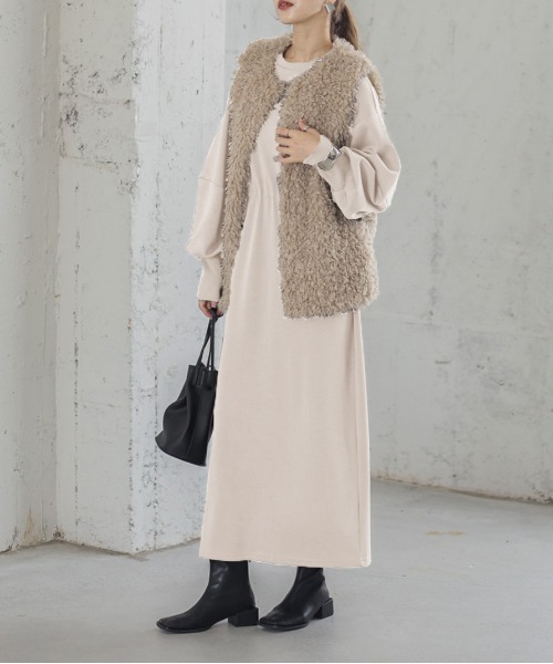 AMELY(エミリー)の「ドロストワンピース(ワンピース・レディース・ブルー/カーキ/アイボリー/ブラック・フリー)」の7枚目の写真