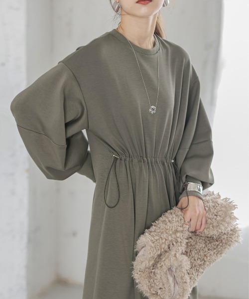 AMELY(エミリー)の「ドロストワンピース(ワンピース・レディース・ブルー/カーキ/アイボリー/ブラック・フリー)」の11枚目の写真