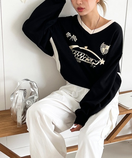 by muni:r（バイ ムニール）の「カジュアルVネックユニフォーム