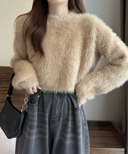 DIAVEL（ディアベル）の「ショート丈 シャギーニットトップス（ニット/セーター・レディース・ブラック/グリーン/サックスブルー/パープル/ベージュ/ホワイト・M）」の20枚目の写真