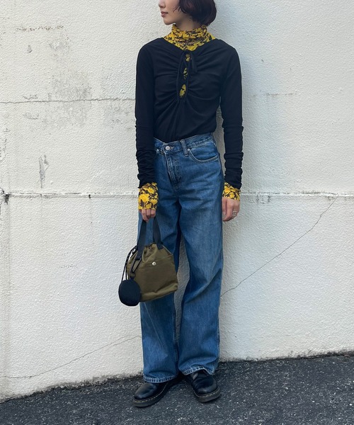 ELLEgirl（エルガール）の「ロゴ刺繍ポーチ付き巾着バッグ【ELLEgirl/エル ガール】（ハンドバッグ・レディース・ブラック/カーキ・FREE）」の17枚目の写真