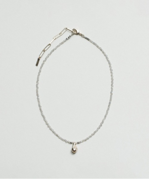 LAPUIS(ラピュイ)の「LAPUIS(ラピュイ)Oyster Gemstone Necklace(ネックレス・レディース・ブラウン/グレー/クリア/ブルー/ブラック/グリーン/パープル/ピンク/マルチ・FREE)」の3枚目の写真