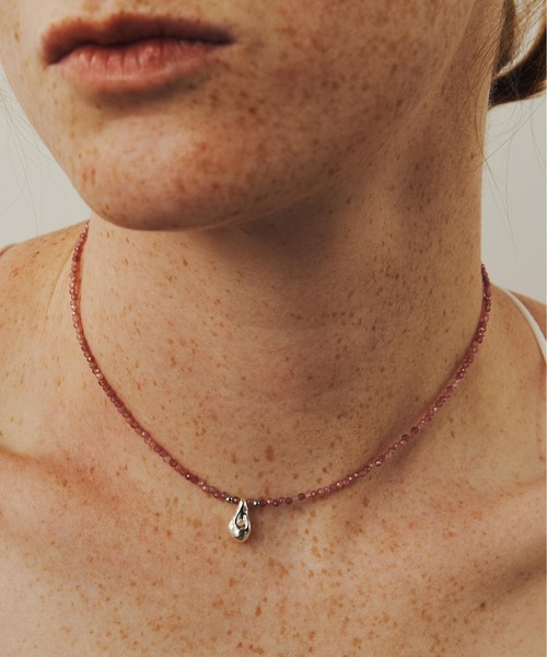 LAPUIS（ラピュイ）の「LAPUIS(ラピュイ)Oyster Gemstone