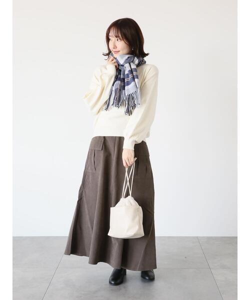 Te chichi TERRASSE（テチチテラス）の「カーゴマーメイドスカート（スカート・レディース・カーキ/オフホワイト/チャコールグレー・F）」の13枚目の写真
