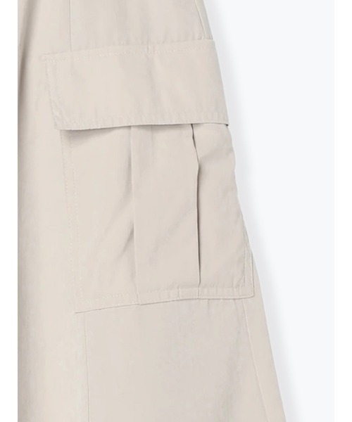 Te chichi TERRASSE（テチチテラス）の「カーゴマーメイドスカート（スカート・レディース・カーキ/オフホワイト/チャコールグレー・F）」の6枚目の写真