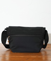 正規品 ちいかわ×コンバース メッセンジャーバッグ（ブラック） ちいかわ×コンバース メッセンジャーバッグ（ベージュ） | ちい