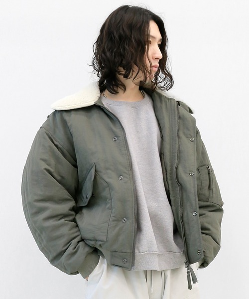 minsobi(ミンソビ)の「裏起毛オーバーロックスウェット スウェットプルオーバー(スウェット・メンズ・ブラック/グレー/カーキ・FREE)」の8枚目の写真