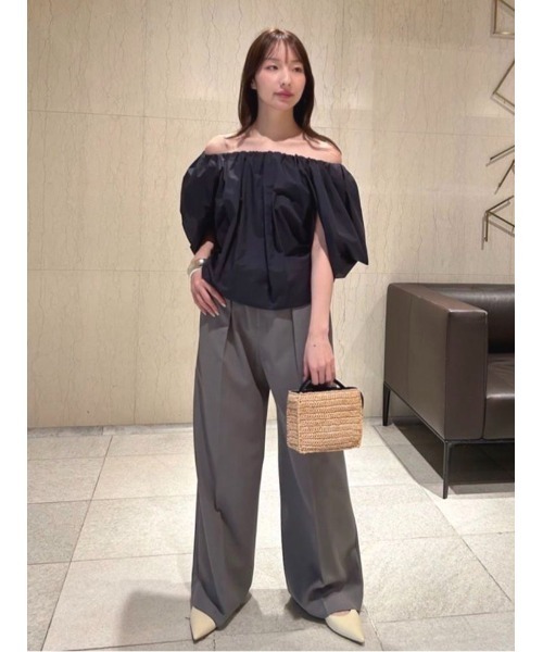 FRAY I.D（フレイアイディー）の「ツイルタックストレートパンツ（スラックス・レディース・アイボリー/ブルー/グレー・1/0）」の4枚目の写真