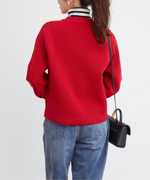 Chez toi（シェトワ）の「GLDボタン軽量ニットクルーカーディガン（ニット/セーター・レディース・アイボリー/レッド/ネイビー/ブラック・FREE）」の11枚目の写真