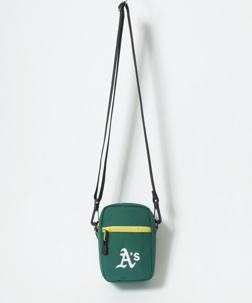 MLB（メジャーリーグベースボール）の「MLB/メジャーリーグベースボール  チームロゴ刺繍  ミニショルダー ポーチ（ショルダーバッグ・メンズ・ブラック/ネイビー/ブラウン/グリーン/ブラック系その他/ブルー系その他/ブラック系その他2・FREE）」の11枚目の写真