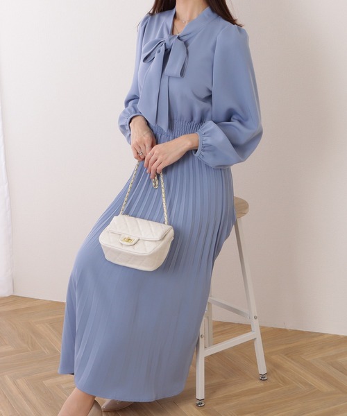セール】ボウタイ付き パフスリーブ プリーツ ロング ワンピース