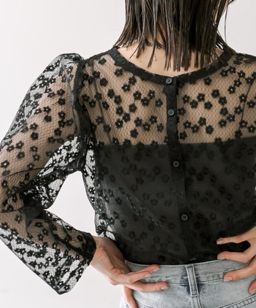 mystic（ミスティック）の「【3色展開】レースパワショルブラウス（シャツ/ブラウス・レディース・オフホワイト/ベージュ/ブラック・FREE）」の12枚目の写真