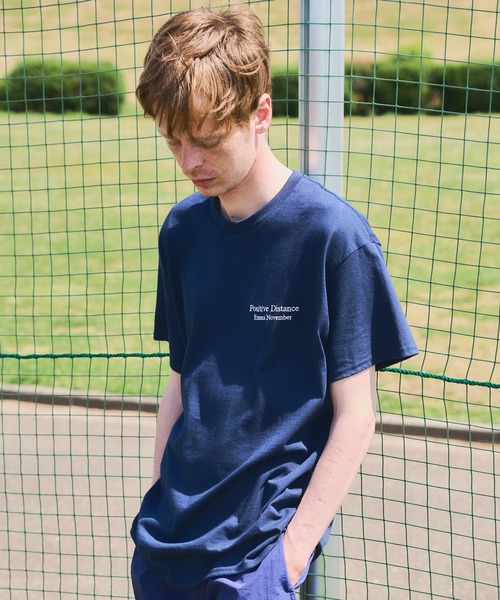 EMMA NOVEMBER (エマノーヴェンバー)の「Embroidery ヘビーウェイト USAコットン Tシャツ(Tシャツ/カットソー・メンズ・ブラック/ネイビー/ホワイト・1/3/2)」の10枚目の写真