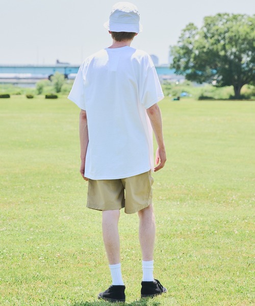 EMMA NOVEMBER (エマノーヴェンバー)の「Embroidery ヘビーウェイト USAコットン Tシャツ(Tシャツ/カットソー・メンズ・ブラック/ネイビー/ホワイト・1/3/2)」の5枚目の写真