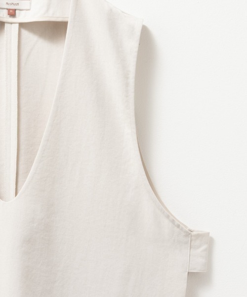 HusHusH（ハッシュアッシュ）の「HusHusH ハッシュアッシュ リネンライクジレ（ベスト・レディース・ブラック/アイボリー・L/M/S）」の6枚目の写真