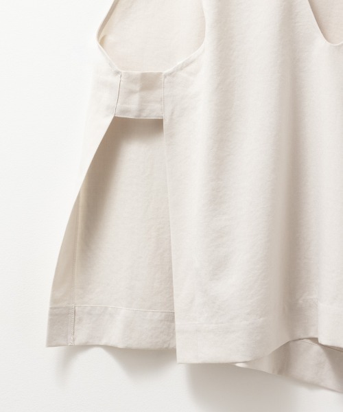 HusHusH（ハッシュアッシュ）の「HusHusH ハッシュアッシュ リネンライクジレ（ベスト・レディース・ブラック/アイボリー・L/M/S）」の8枚目の写真