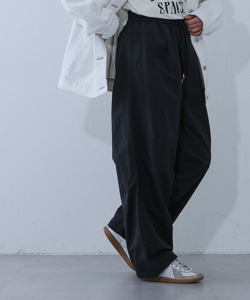 COLONY 2139(コロニートゥーワンスリーナイン)の「ナイロンカーブパンツ(その他パンツ・レディース・ピンク/オフホワイト/ブラック・SMALL/MEDIUM)」の22枚目の写真