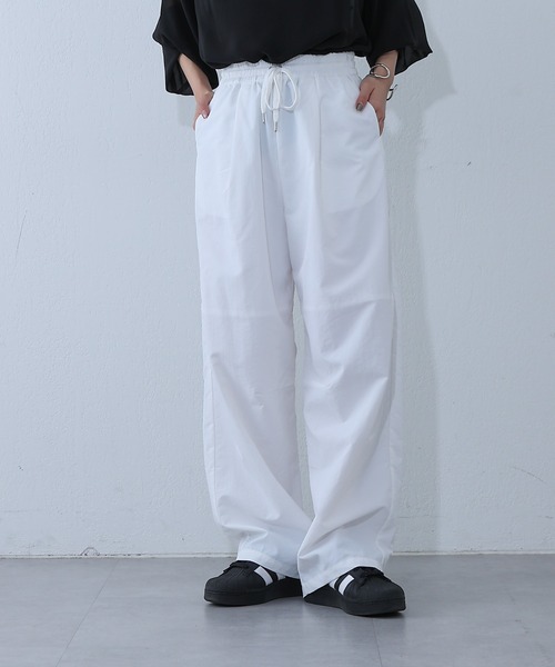 COLONY 2139(コロニートゥーワンスリーナイン)の「ナイロンカーブパンツ(その他パンツ・レディース・ピンク/オフホワイト/ブラック・SMALL/MEDIUM)」の16枚目の写真