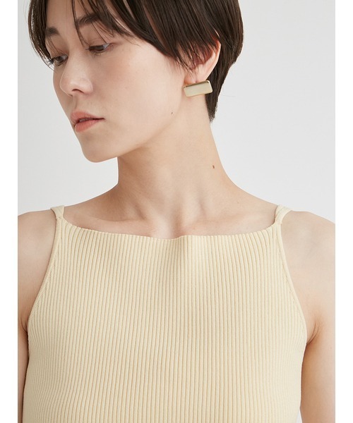 emmi(エミ)の「eco バックシャンニットキャミトップス(キャミソール・レディース・ブラック/イエロー/オレンジ・FREE)」の12枚目の写真