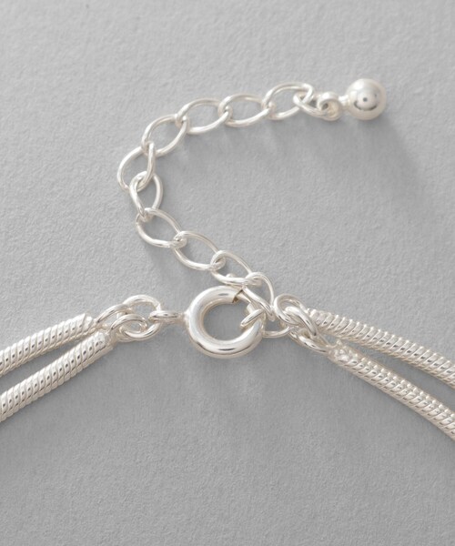 COCOSHNIK（ココシュニック）の「シルバー スネークチェーン ダブルブレスレット（ブレスレット・レディース・シルバー・14）」の5枚目の写真