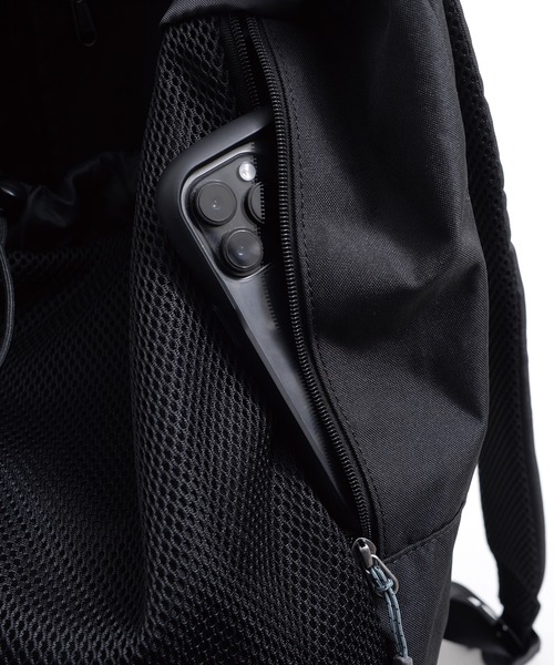 Arnold Palmer（アーノルドパーマー）の「メッシュ コンビ リュック（バックパック/リュック・レディース・ネイビー/ブラック/グリーン・F）」の11枚目の写真