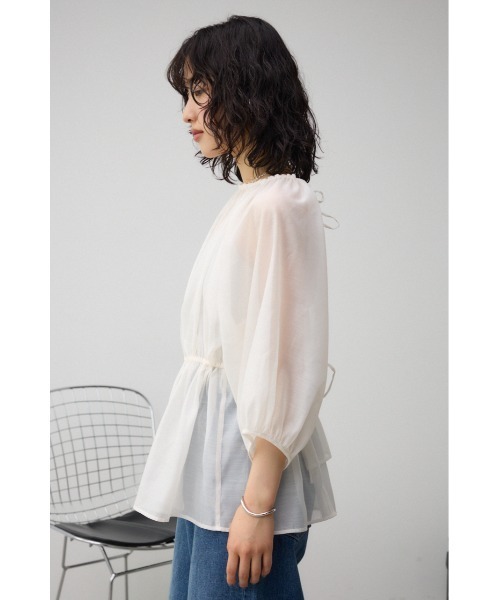 AZUL by moussy(アズールバイマウジー)の「2WAYシアーシャツペプラムブラウス(シャツ/ブラウス・レディース・アイボリー/ブラック・FREE)」の7枚目の写真