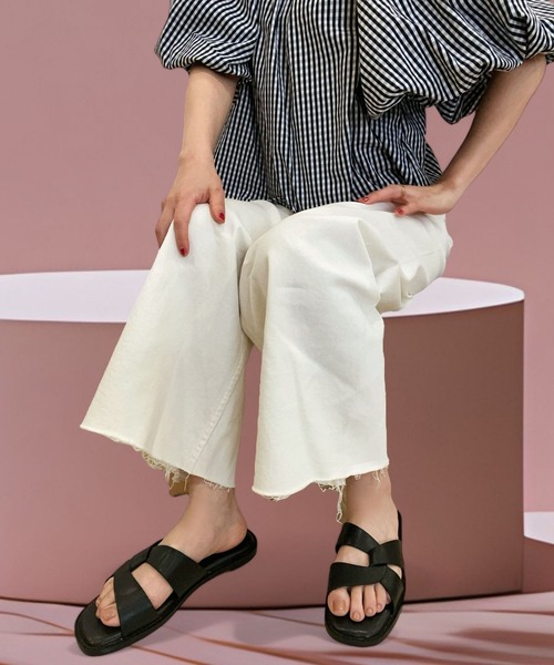 Sugar Sugar（シュガーシュガー）の「【SUGAR SUGAR シュガーシュガー】スクエアツイストフラットサンダル（9001）（サンダル・レディース・ブラック/アイボリー/キャメル・LL/S/M/L）」の19枚目の写真