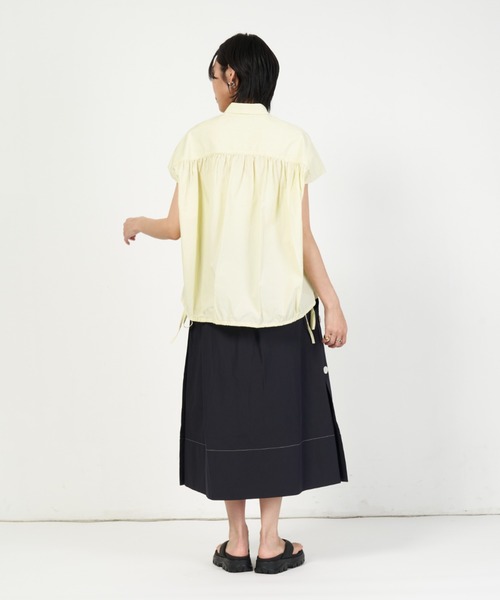 nicholson and nicholson（ニコルソンアンドニコルソン）の「TENDER-W（シャツ/ブラウス・レディース・ネイビー/イエロー・38）」の5枚目の写真