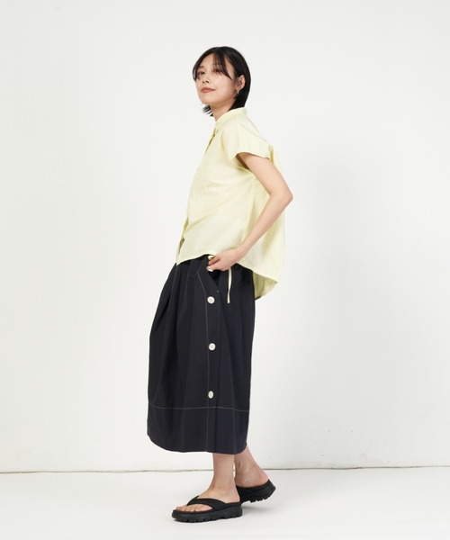 nicholson and nicholson（ニコルソンアンドニコルソン）の「TENDER-W（シャツ/ブラウス・レディース・ネイビー/イエロー・38）」の4枚目の写真