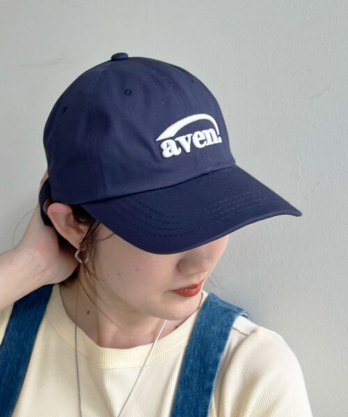 SHENERY(シーナリー)の「【サイズ調整可能】刺繍キャップaven(キャップ・レディース・オフホワイト/ネイビー・FREE)」の9枚目の写真
