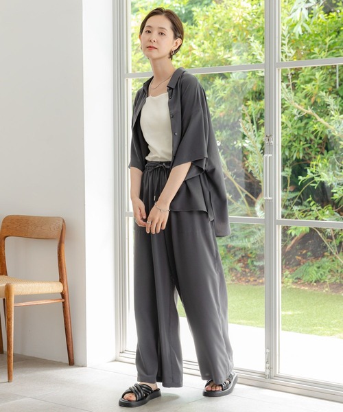 LEPSIM（レプシィム）の「マルチメリットカルゼ5分袖シャツ　124076（シャツ/ブラウス・レディース・アイボリー/ライトグリーン/ネイビー/グレー・FREE）」の16枚目の写真