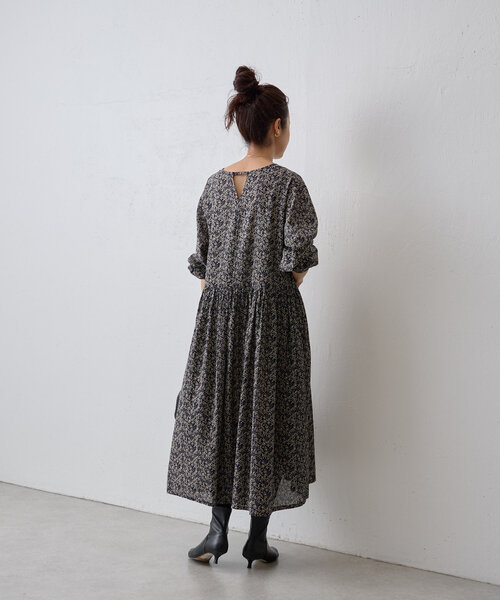 BEARDSLEY（ビアズリー）の「プリントギャザーワンピ