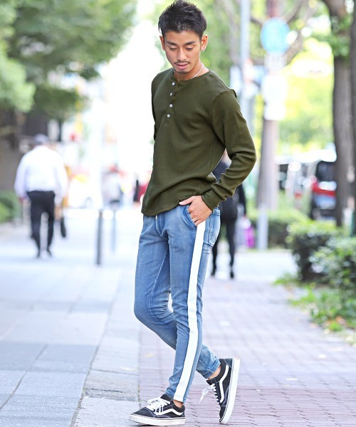 LUXSTYLE(ラグスタイル)の「ワッフルヘンリーネック長袖Tシャツ(Tシャツ/カットソー・メンズ・グレー/ピンク/ベージュ/ブラック/カーキ/ネイビー/ホワイト・XL/L/M)」の12枚目の写真