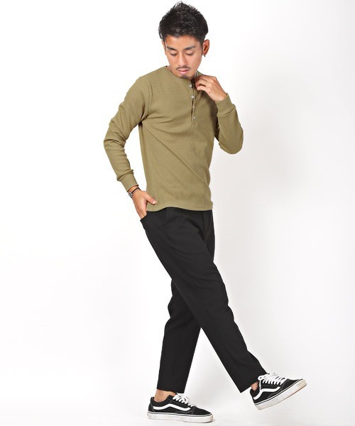 LUXSTYLE(ラグスタイル)の「ワッフルヘンリーネック長袖Tシャツ(Tシャツ/カットソー・メンズ・グレー/ピンク/ベージュ/ブラック/カーキ/ネイビー/ホワイト・XL/L/M)」の15枚目の写真