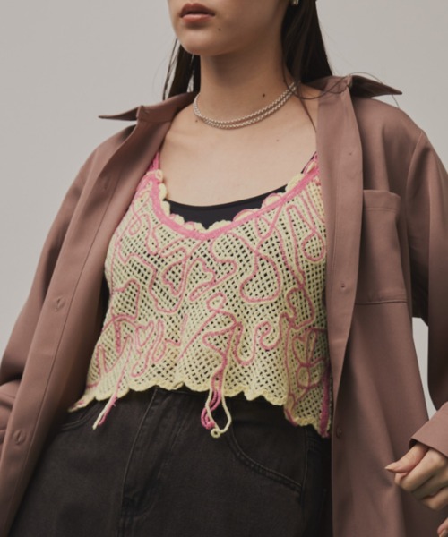 Solace（ソレイス）の「デザインニットキャミトップス（キャミソール・レディース・イエロー/グリーン/ネイビー・FREE）」の3枚目の写真